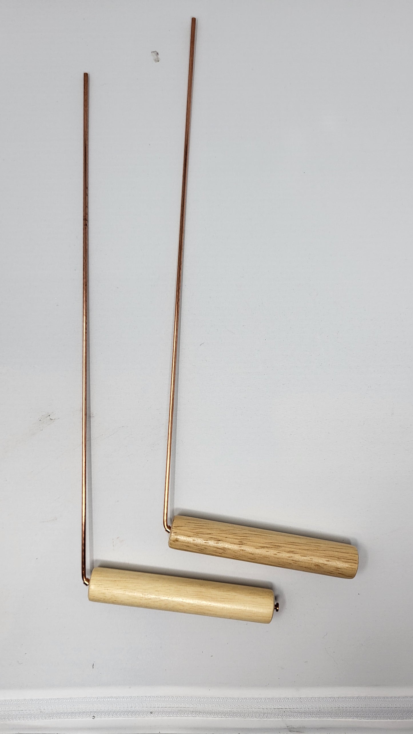 UL-6610 Orgo-Life® Baguettes de Radiesthésie en Cuivre Pur avec Poignées en Bois Clair