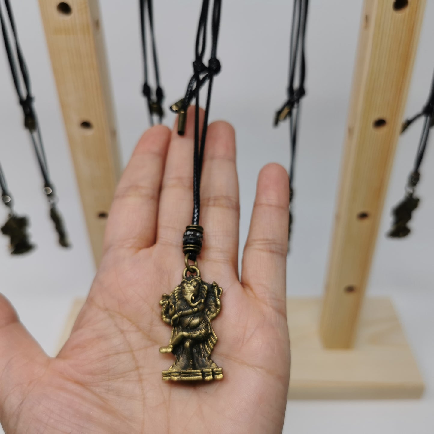 UL-8210 Orgo-Life® Collier Pendentif Ajustable Ganesha en Bronze